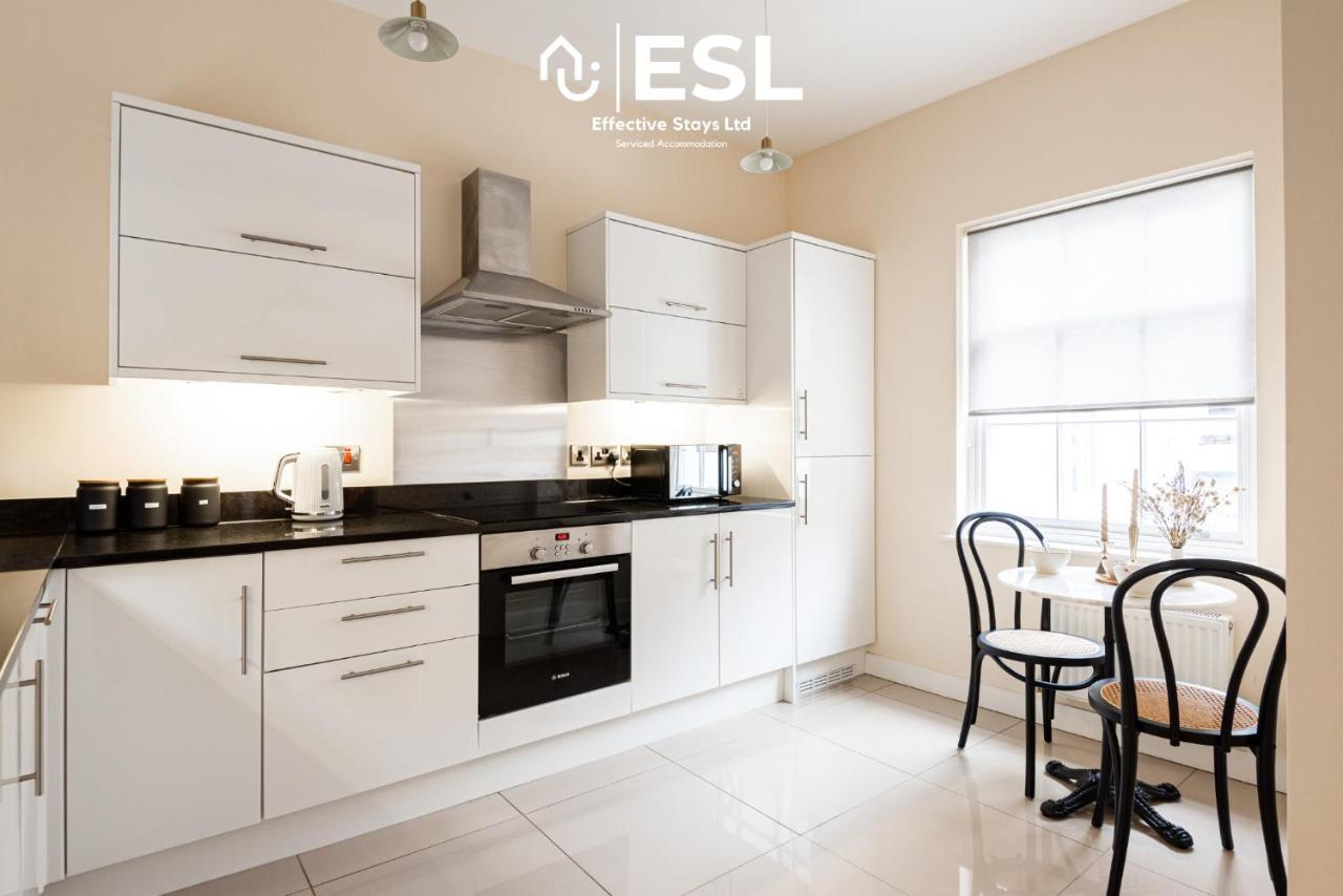 Elegant Apartment On Historic Cobbled High St Shrewsbury Town Centre Екстериор снимка