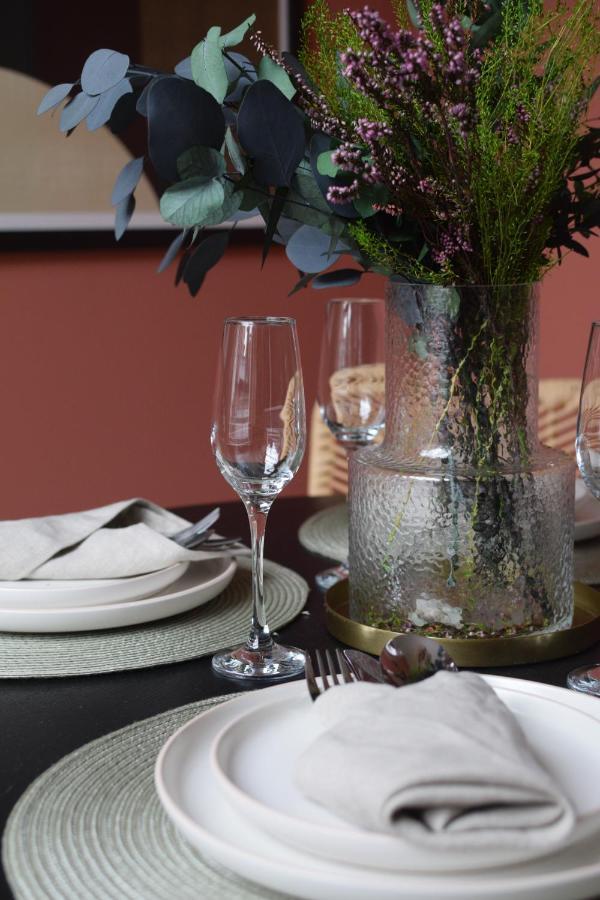 Elegant Apartment On Historic Cobbled High St Shrewsbury Town Centre Екстериор снимка